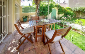 Pet Friendly Apartment In Toulon With Wifi
